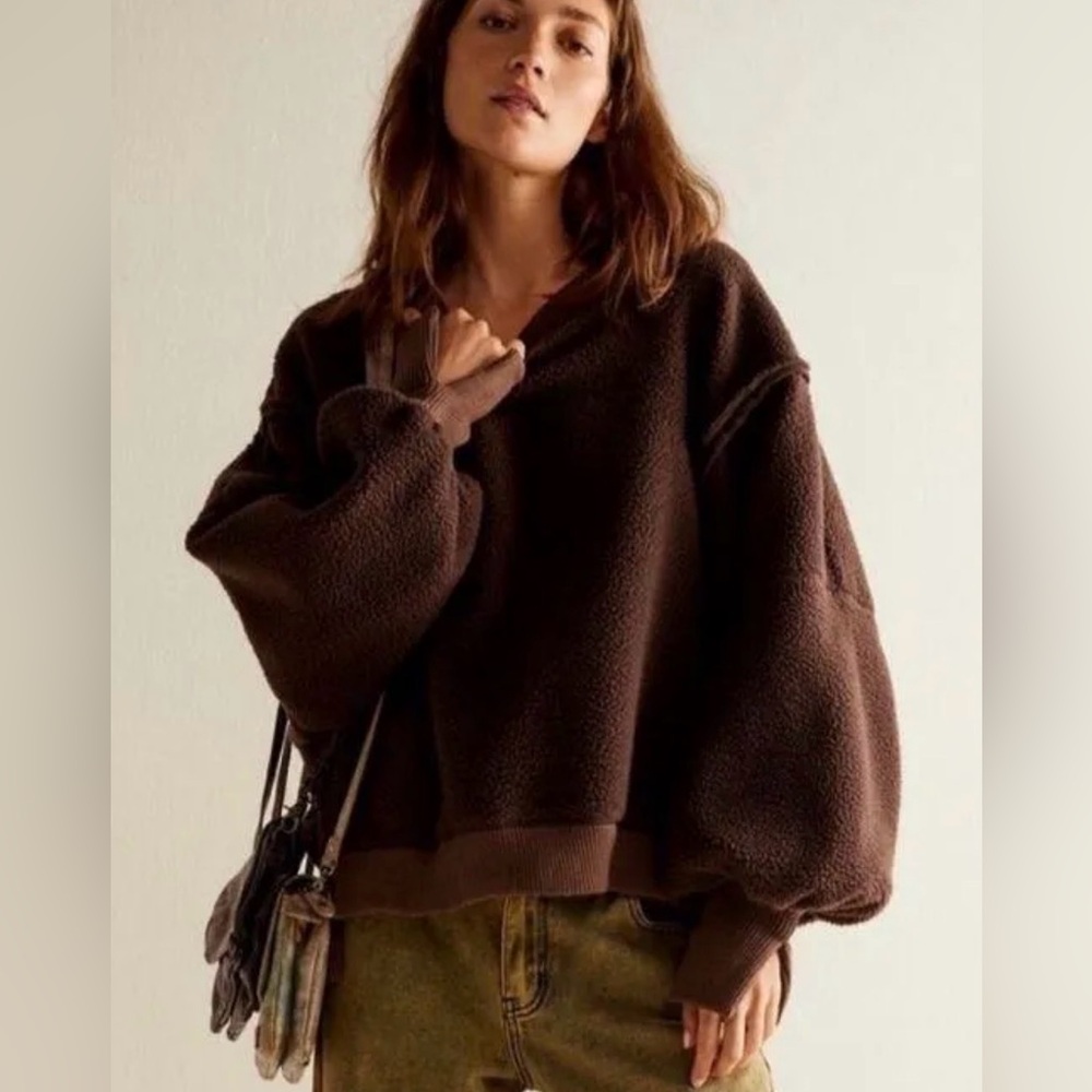 Free People Cozy Camden Sweatshirt in Walnut
